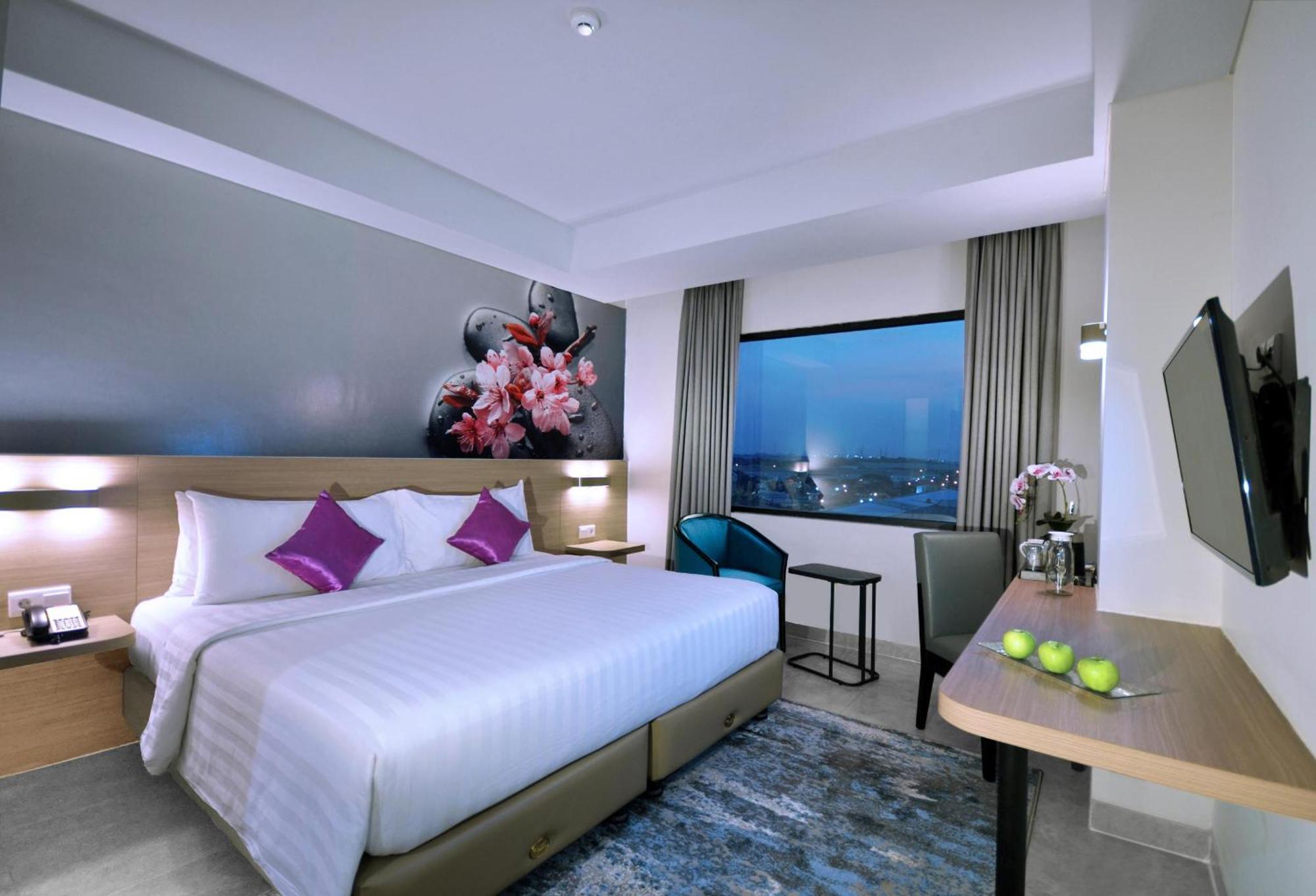 Quest Prime Cikarang By Aston Hotel Bekasi Buitenkant foto