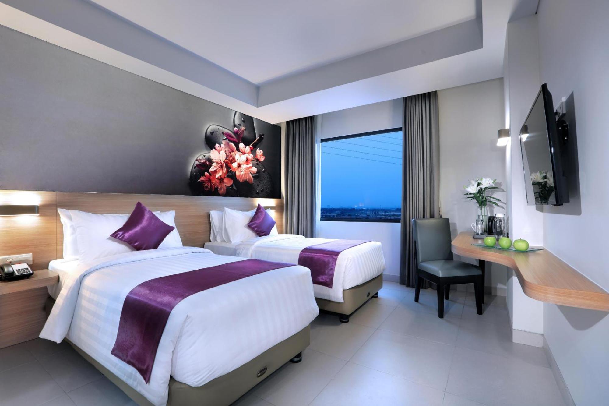 Quest Prime Cikarang By Aston Hotel Bekasi Buitenkant foto