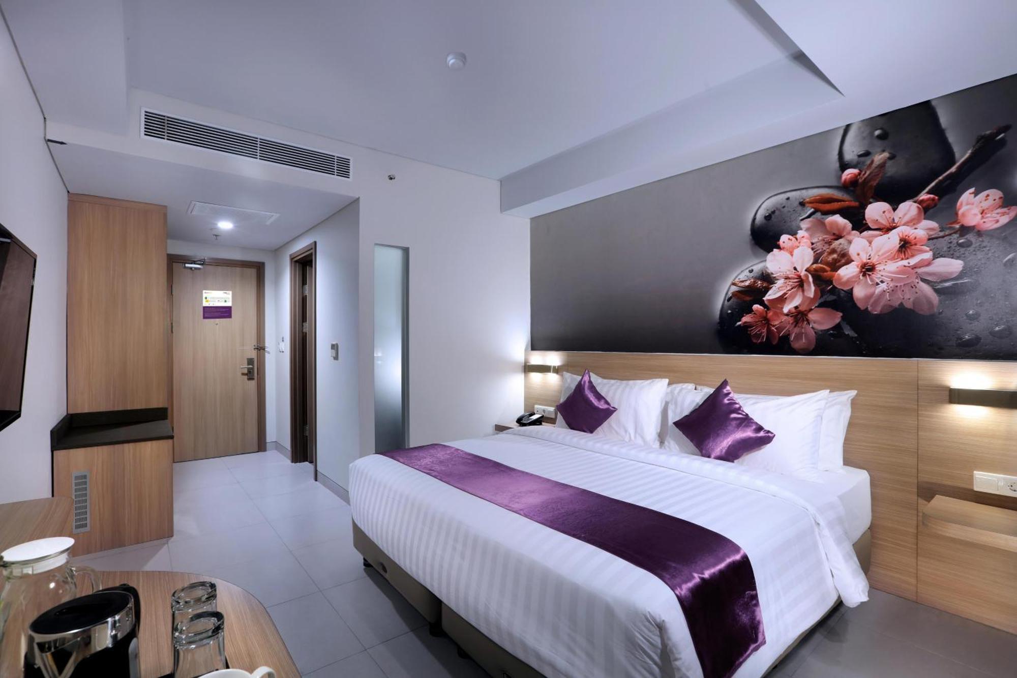 Quest Prime Cikarang By Aston Hotel Bekasi Buitenkant foto
