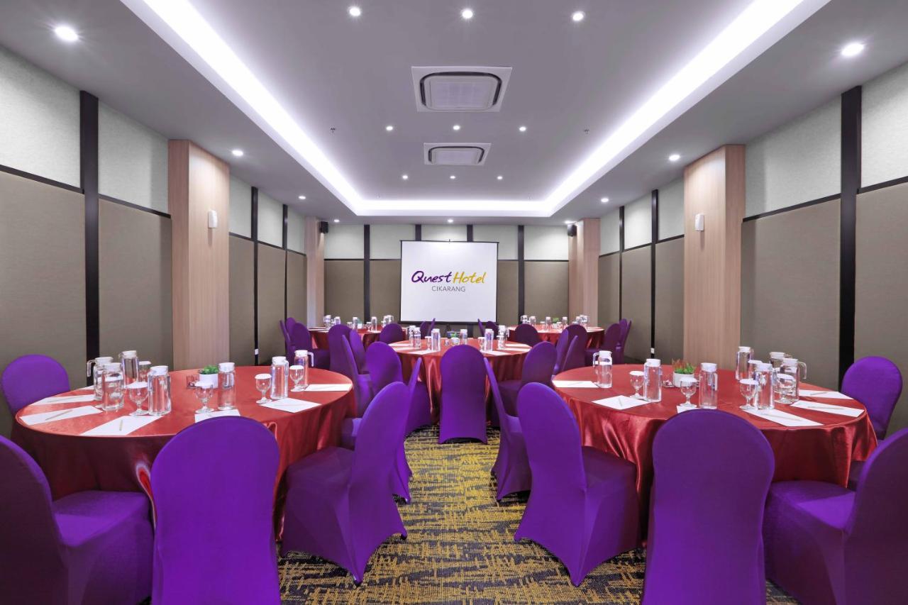 Quest Prime Cikarang By Aston Hotel Bekasi Buitenkant foto